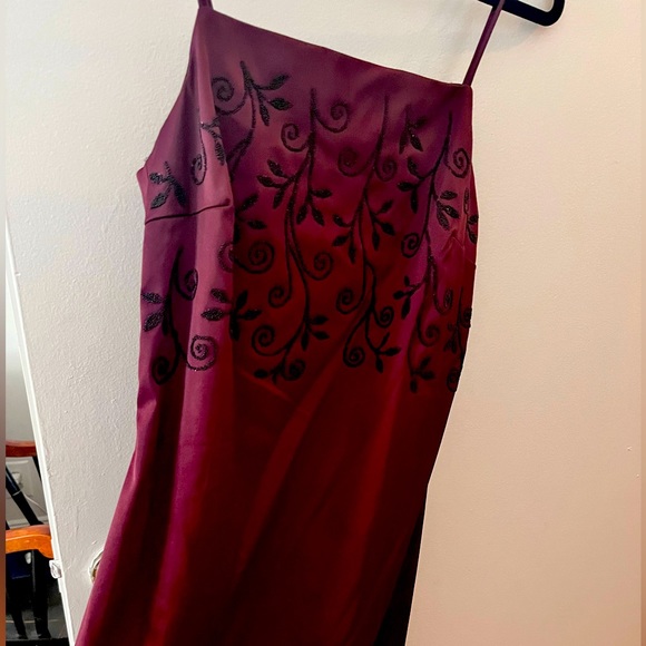Rampage Juniors Wine / Burgundy Embellished Long Dress - Picture 2 of 6